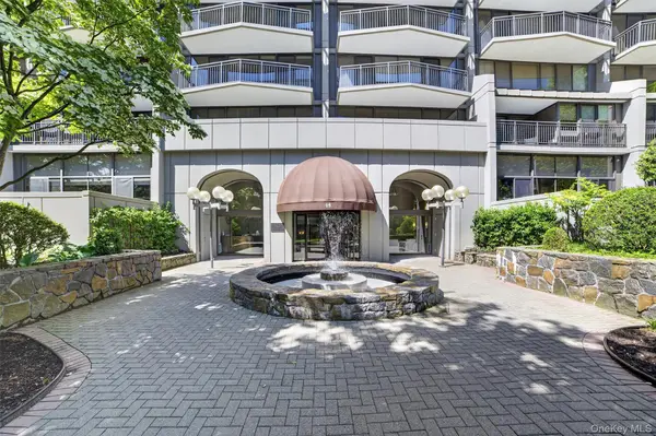 15 Stewart PL #7H, White Plains, NY 10603