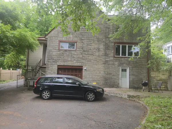 39 Hillcrest RD, Hartsdale, NY 10530