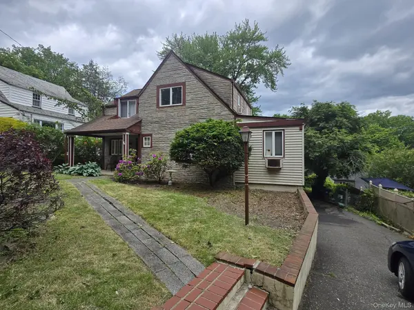 39 Hillcrest RD, Hartsdale, NY 10530