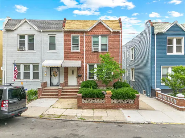 3707 20th RD, Astoria, NY 11105