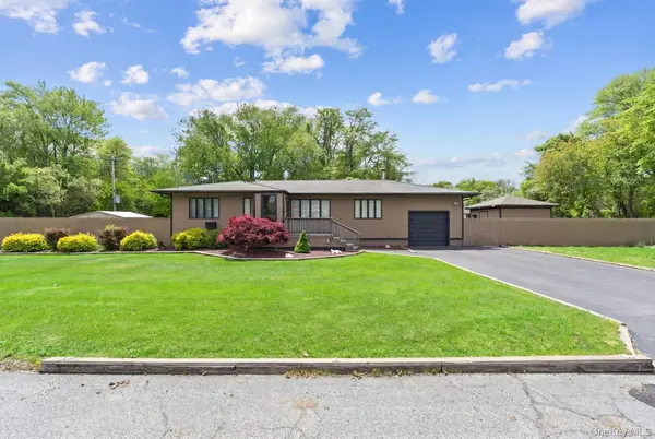 76 Cypress DR, Mastic Beach, NY 11951