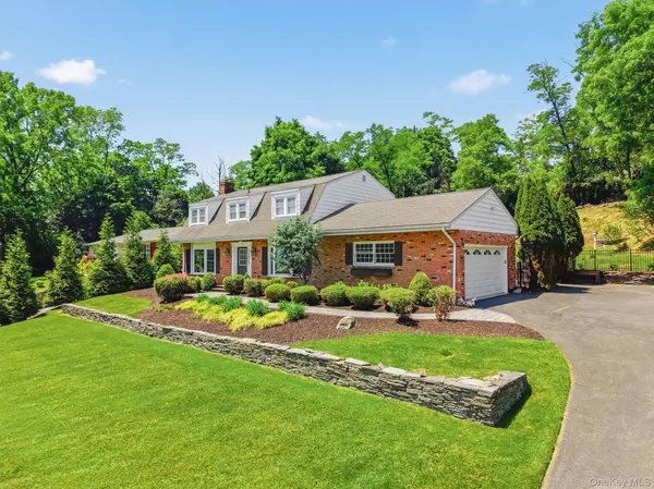 23 Sloane RD, Newburgh, NY 12550