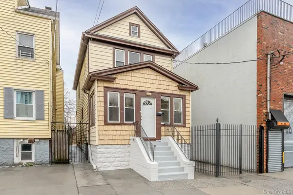1414 114th ST, College Point, NY 11356