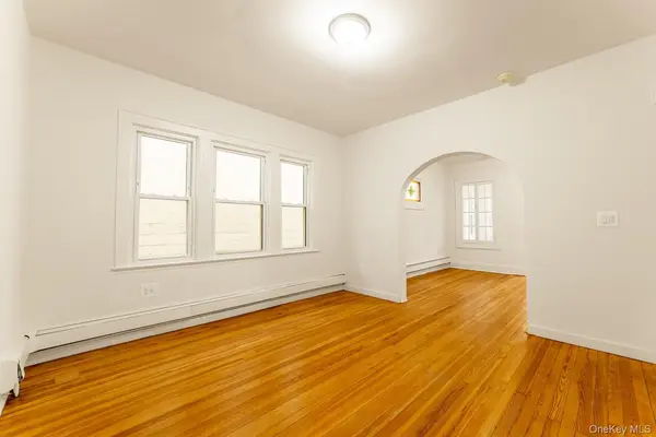 1414 114th ST, College Point, NY 11356