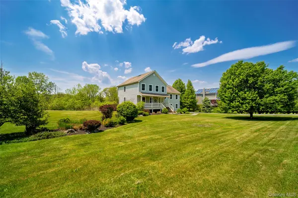 20 Lime Ridge RD, Poughquag, NY 12570