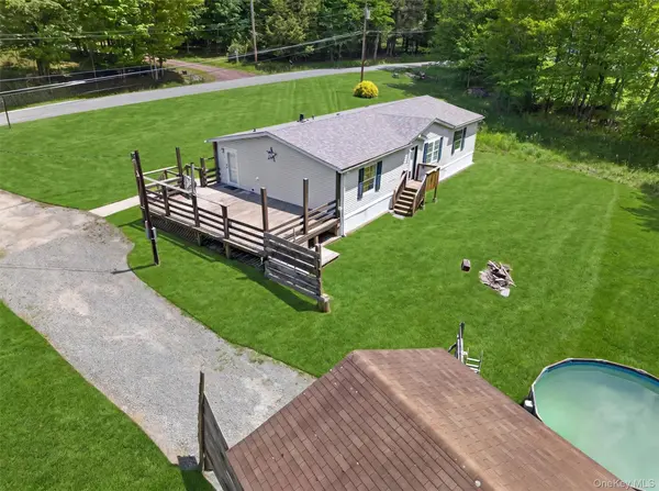180 Bernas RD, Cochecton, NY 12726