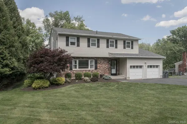 12 Midland AVE, Central Valley, NY 10917