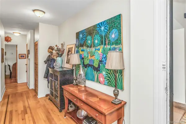 185 Atlantic AVE #A3, Lynbrook, NY 11563