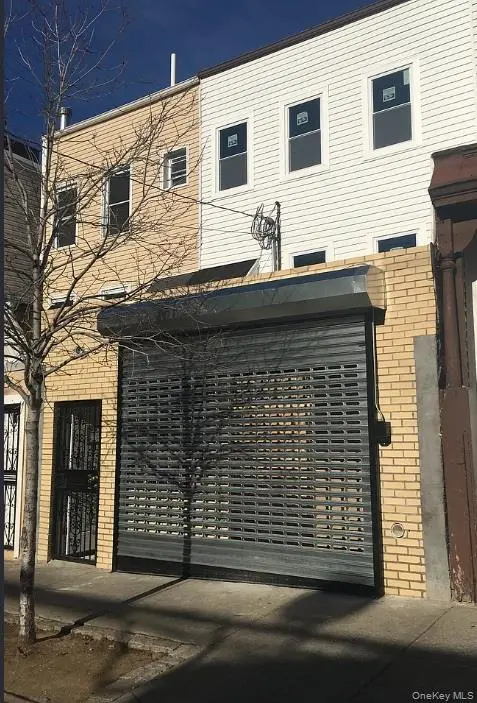 801 E 161st ST, Bronx, NY 10456