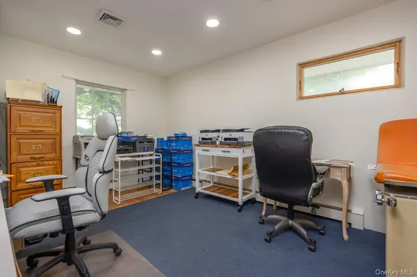 60 College AVE #1 - Upper, Nanuet, NY 10954