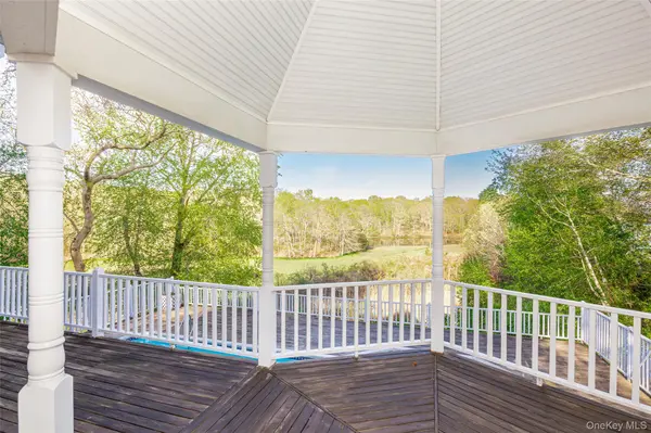4 Irene LN, Shelter Island, NY 11964