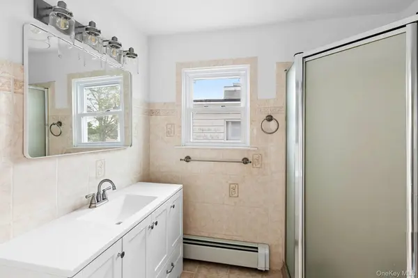 154 Shore DR, Amagansett, NY 11930