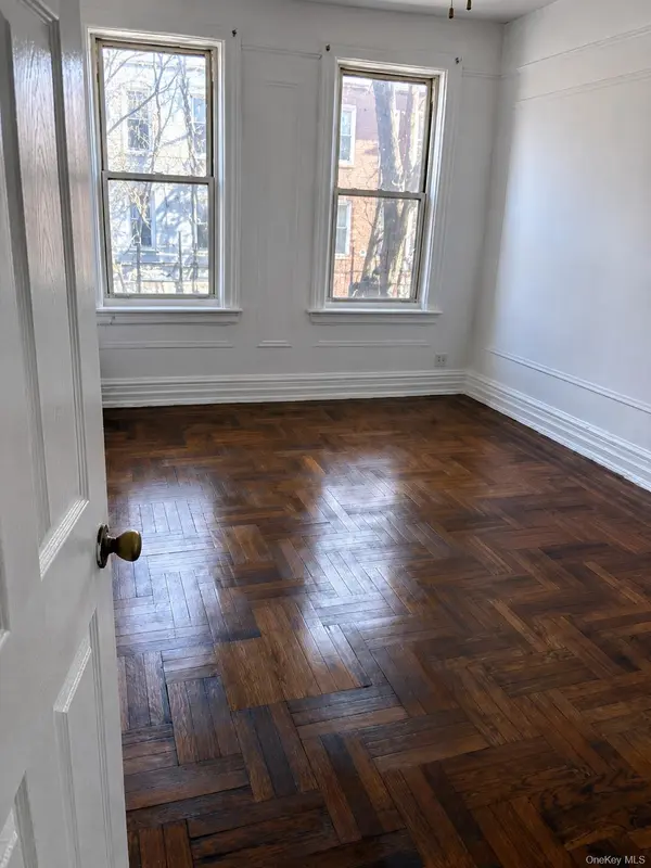 646 Commonwealth AVE, Bronx, NY 10473