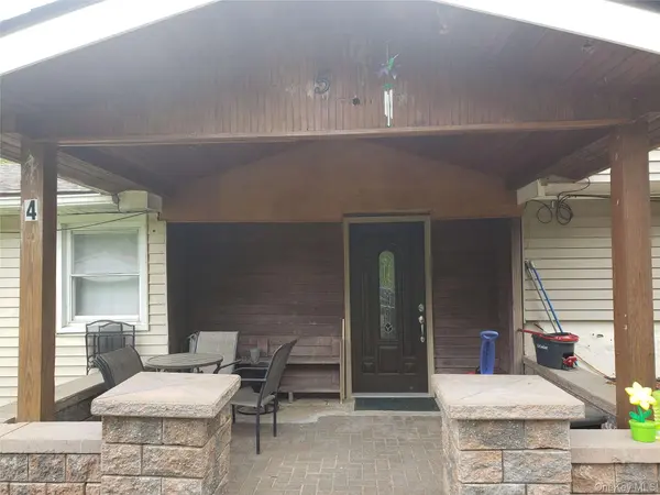 1446 Salt Point TPKE, Pleasant Valley, NY 12569