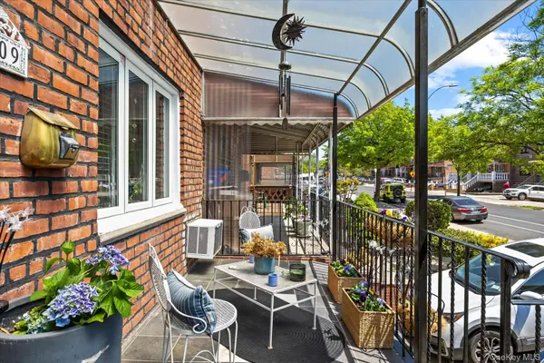 1709 Starr ST, Ridgewood, NY 11385