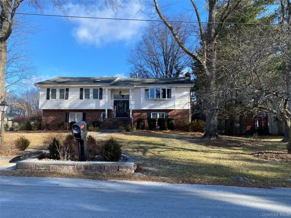 1 Parkview DR, Middletown, NY 10940