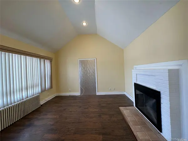 193 Woodbine AVE #C, Northport, NY 11768