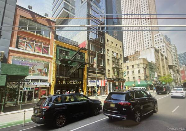 781 8th AVE, New York (manhattan), NY 10036