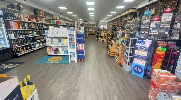 Address not disclosed, Farmingdale, NY 11735
