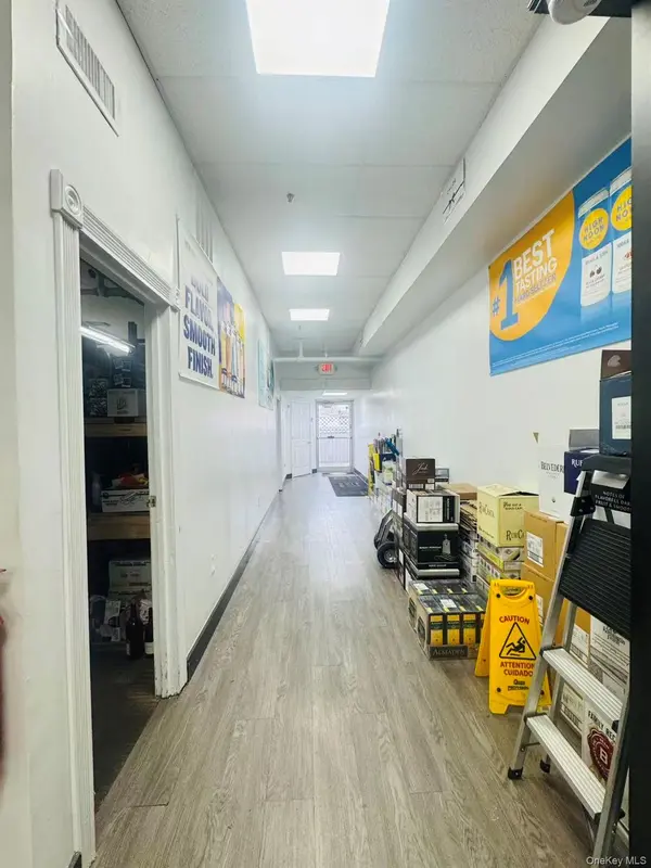 Address not disclosed, Farmingdale, NY 11735