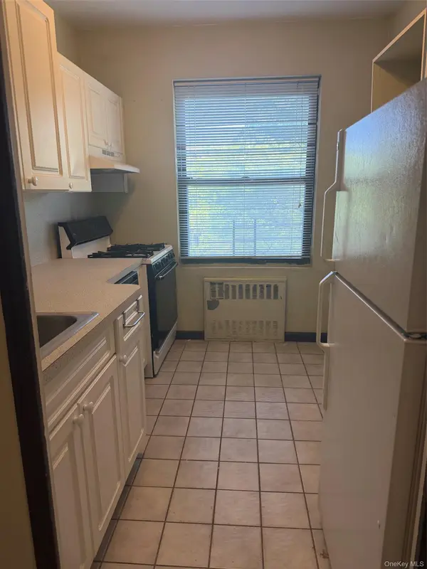99-32 66 RD #3AA, Rego Park, NY 11374
