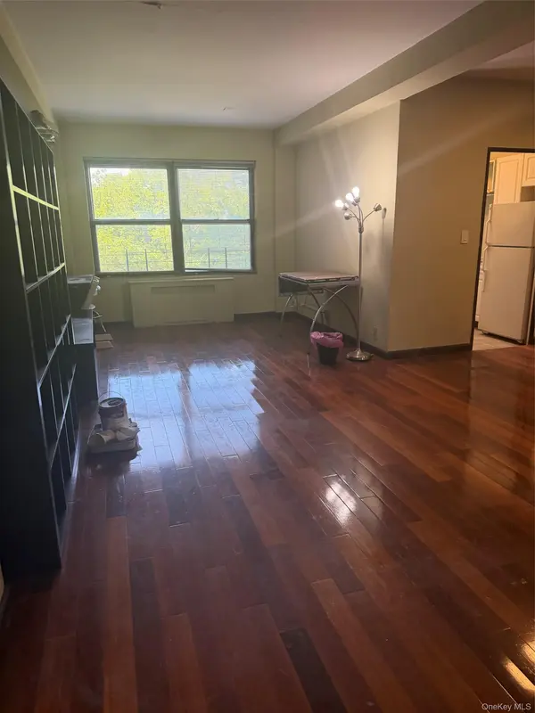 99-32 66 RD #3AA, Rego Park, NY 11374