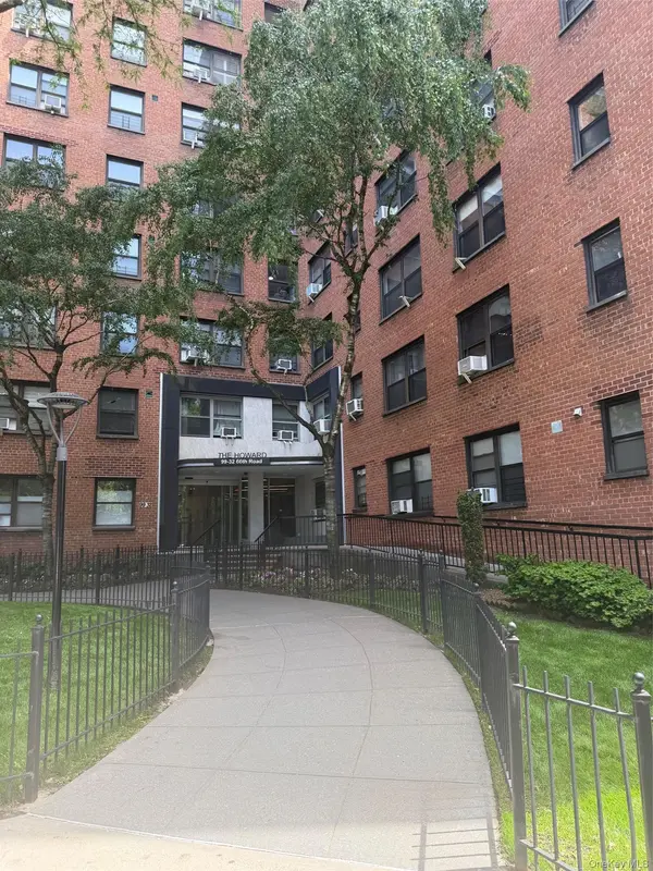 99-32 66 RD #3AA, Rego Park, NY 11374