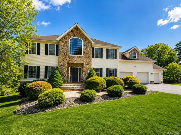 3 Alloway CRES, Highland Mills, NY 10930