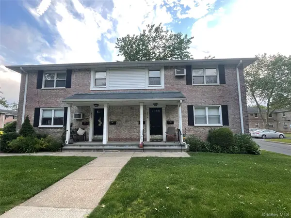 81-14 Langdale ST #249B, New Hyde Park, NY 11040