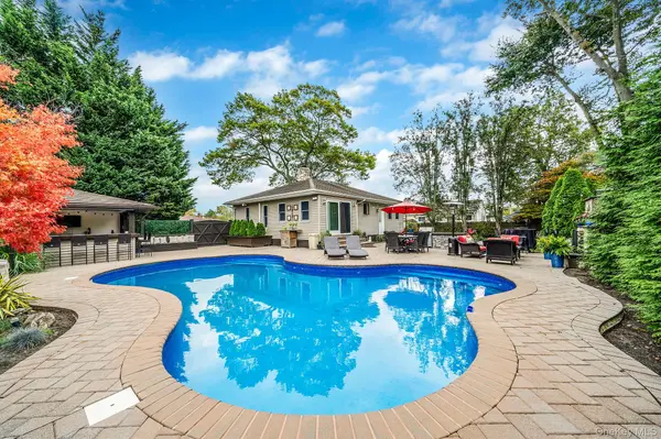 262 W 9th ST, Deer Park, NY 11729