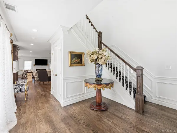 227 Hamlet DR, Jericho, NY 11753