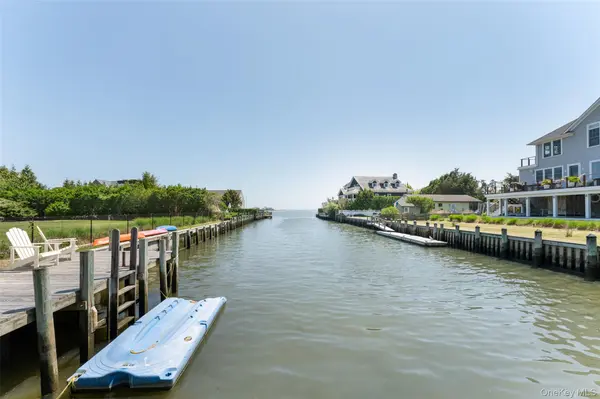 56 Middle Pond RD, Southampton, NY 11968