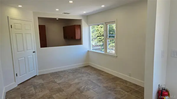 724 E Park AVE, Long Beach, NY 11561
