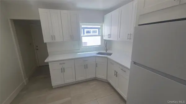 724 E Park AVE, Long Beach, NY 11561