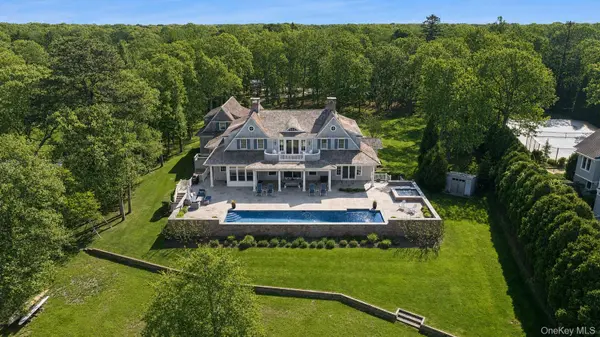 43 Old Main RD, Quogue, NY 11959