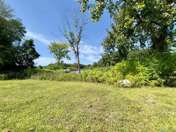 27 Picnic Woods RD, Clintondale, NY 12515