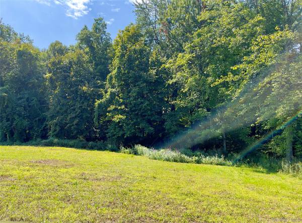 27 Picnic Woods RD, Clintondale, NY 12515