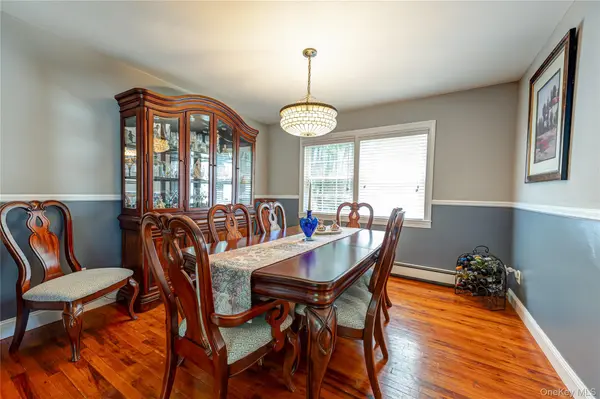 3 Thompson Hill RD, Saint James, NY 11780