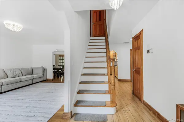 107 HAYWARD ST, Yonkers, NY 10704