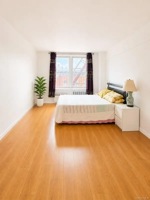 14470 41 AVE #4, Flushing, NY 11355