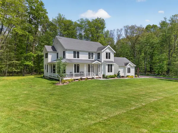 28 Bethlehem RD, New Windsor, NY 12553