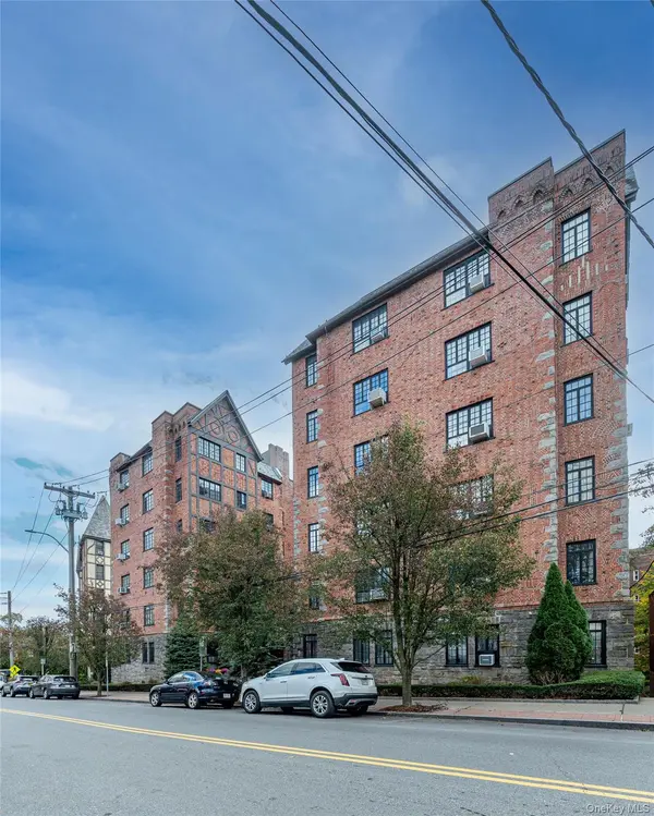 45 Pondfield RD #1G, Bronxville, NY 10708