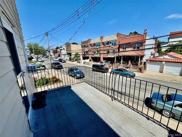 6304 62nd AVE, Middle Village, NY 11379