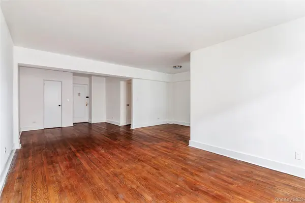 525 W 235th ST #4D, Bronx, NY 10463