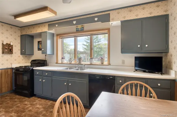 704B Patrick ST, Westhampton Beach, NY 11978