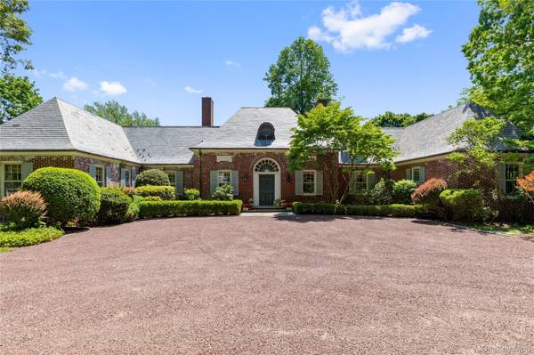 1780 Route 106 #C, Muttontown, NY 11791