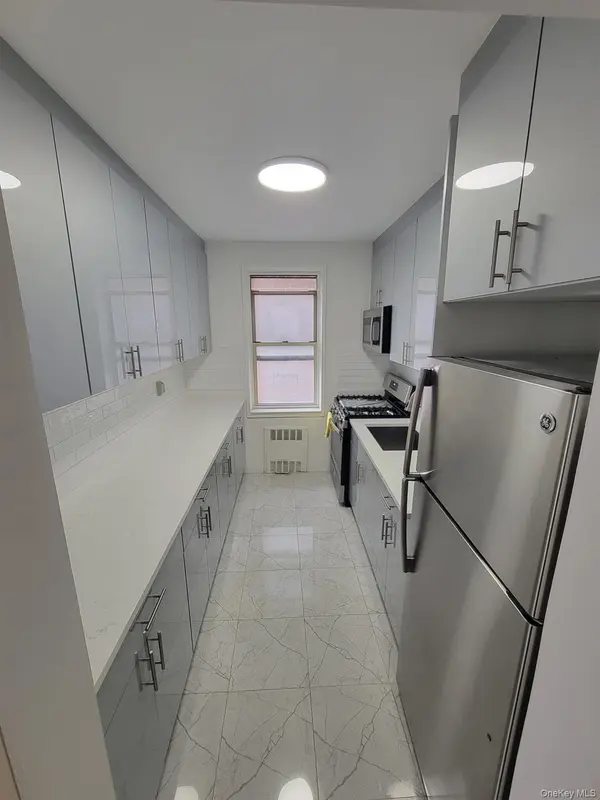 64-41 Saunders ST #410, Rego Park, NY 11374