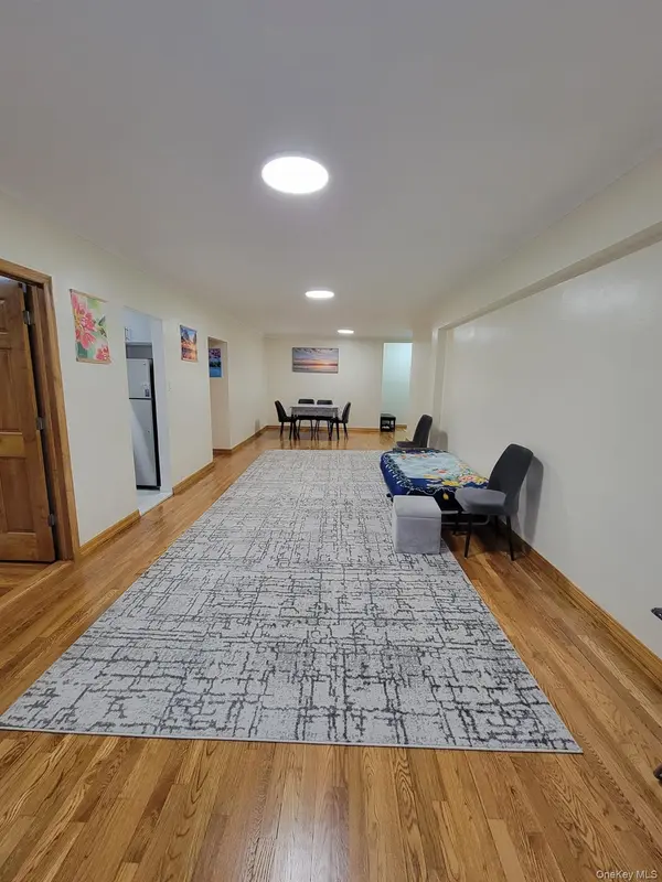 64-41 Saunders ST #410, Rego Park, NY 11374