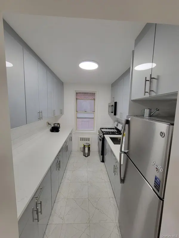 64-41 Saunders ST #410, Rego Park, NY 11374