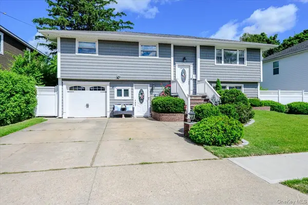 12 Northern Pkwy, Plainview, NY 11803